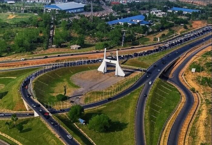 A comprehensive guide to buying real estate in Abuja, Nigeria.