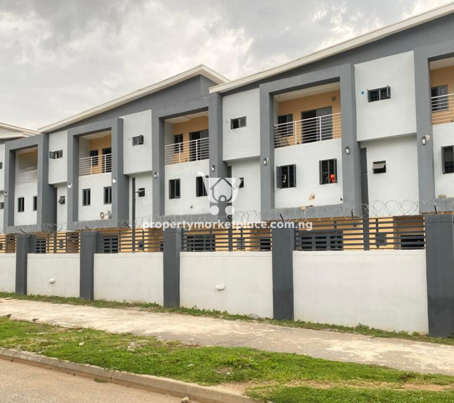Excellent 4 bedroom terrace duplex in a nice and serene area