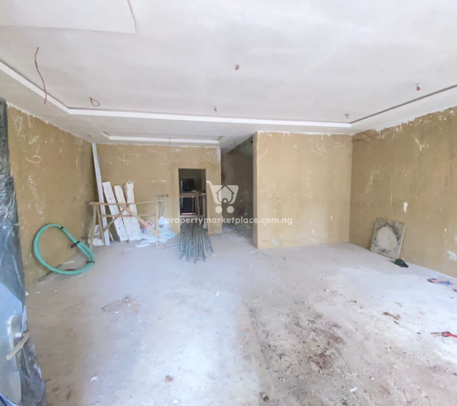 Luxurious 4 bedroom terrace duplex with Bq in a nice area