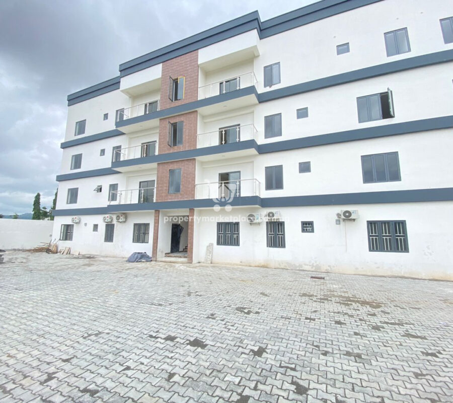 4 bedroom flat with modern finishing in a nice area