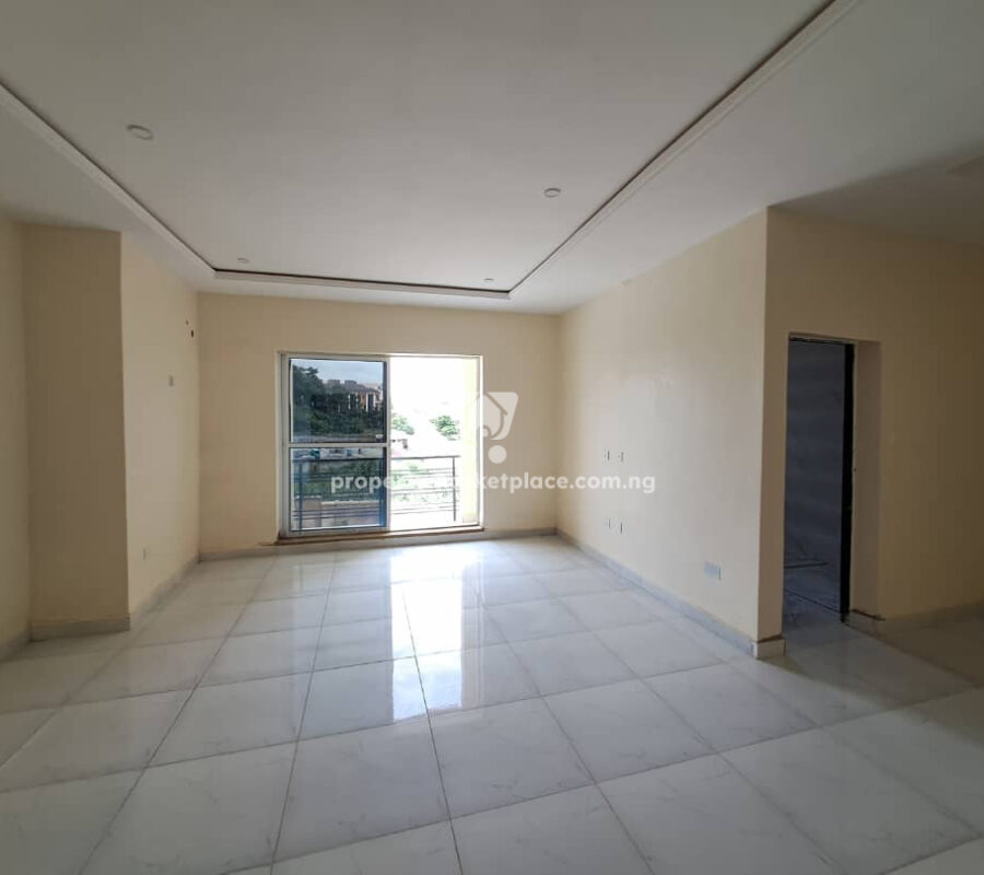 Luxurious 4 bedroom terrace duplex with modern finishing in a nice area