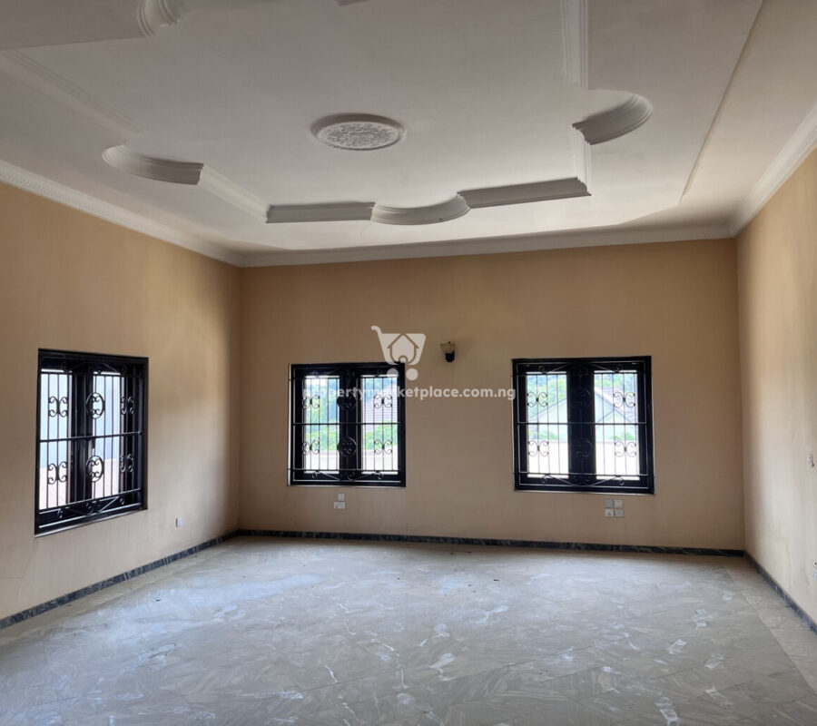 Newly built 2 units of 6 & 7 bedrooms detached duplexes in a classy area
