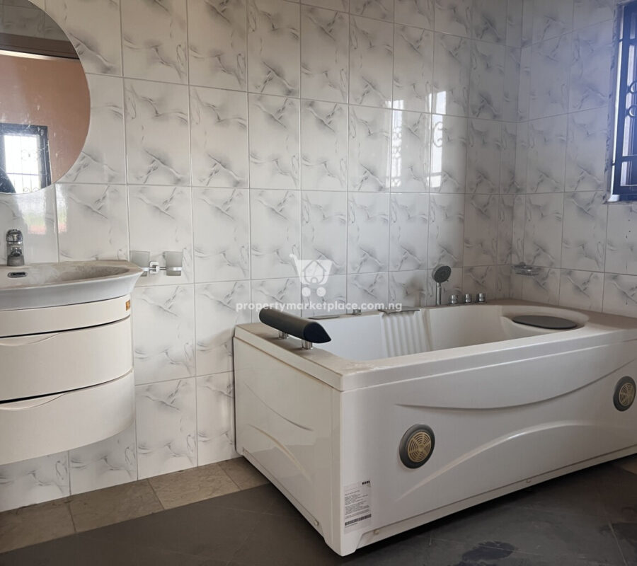 Newly built 2 units of 6 & 7 bedrooms detached duplexes in a classy area