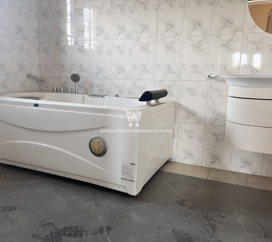 Newly built 2 units of 6 & 7 bedrooms detached duplexes in a classy area