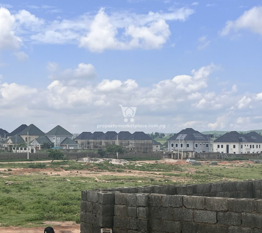 1 hectare of land in a fast developing area