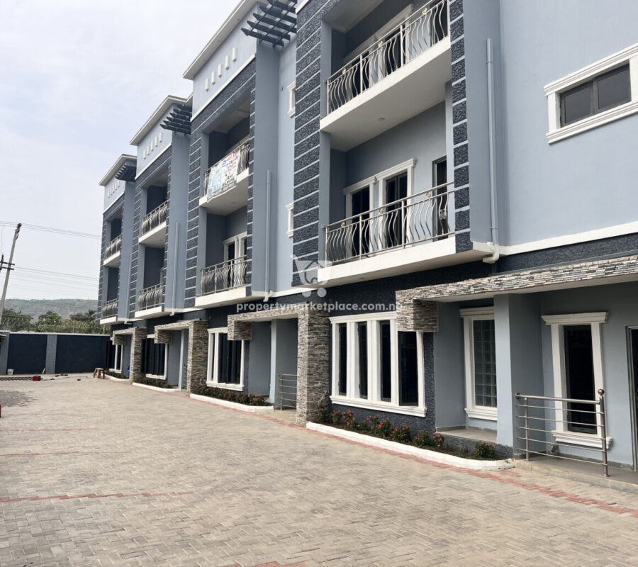 Exquisite 4 bedroom terrace duplex + Bq in a nice area with tarred roads