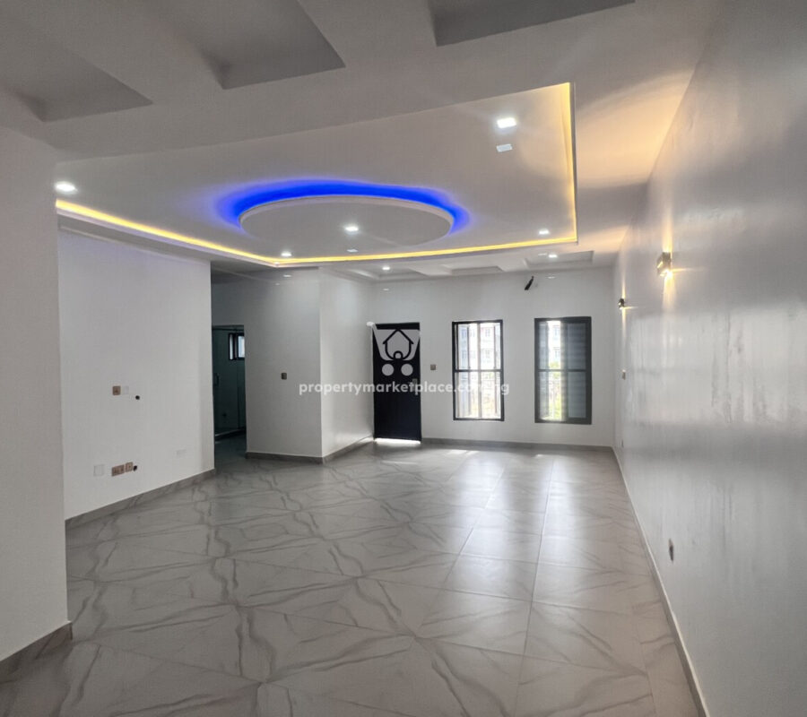 Exquisite 4 bedroom terrace duplex + Bq in a nice area with tarred roads