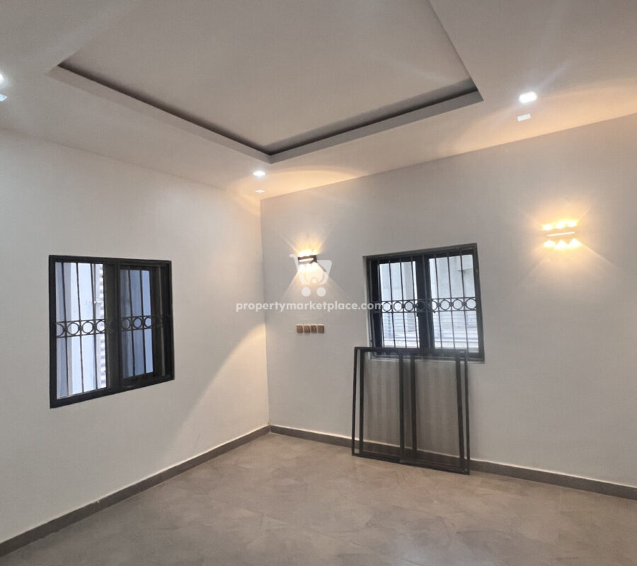 Exquisite 4 bedroom terrace duplex + Bq in a nice area with tarred roads