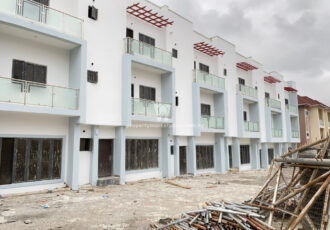 Luxurious 4 bedroom terrace duplex with Bq in a nice area