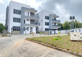Fully automated 5 bedroom detached duplex with 2 rooms basement
