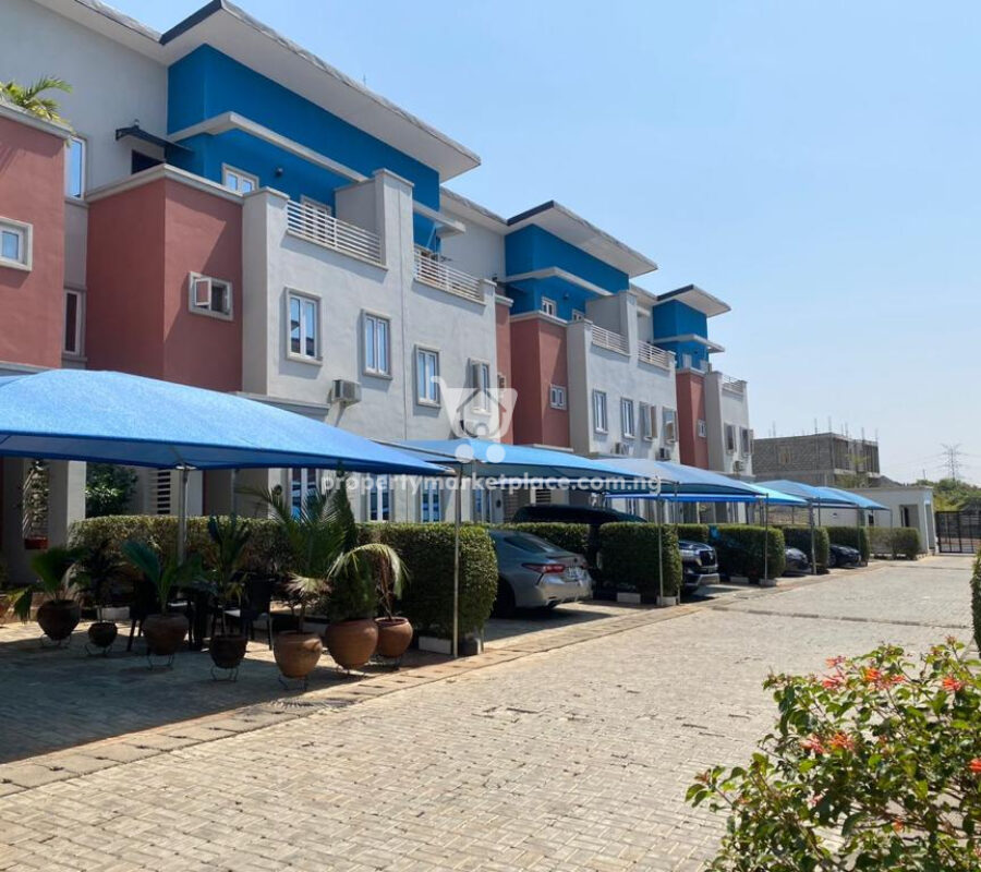 Exquisite 3 bedroom terrace duplex + Bq in a nice & serene area