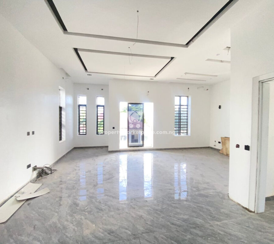Automated 5 bedroom detached duplex with Bq
