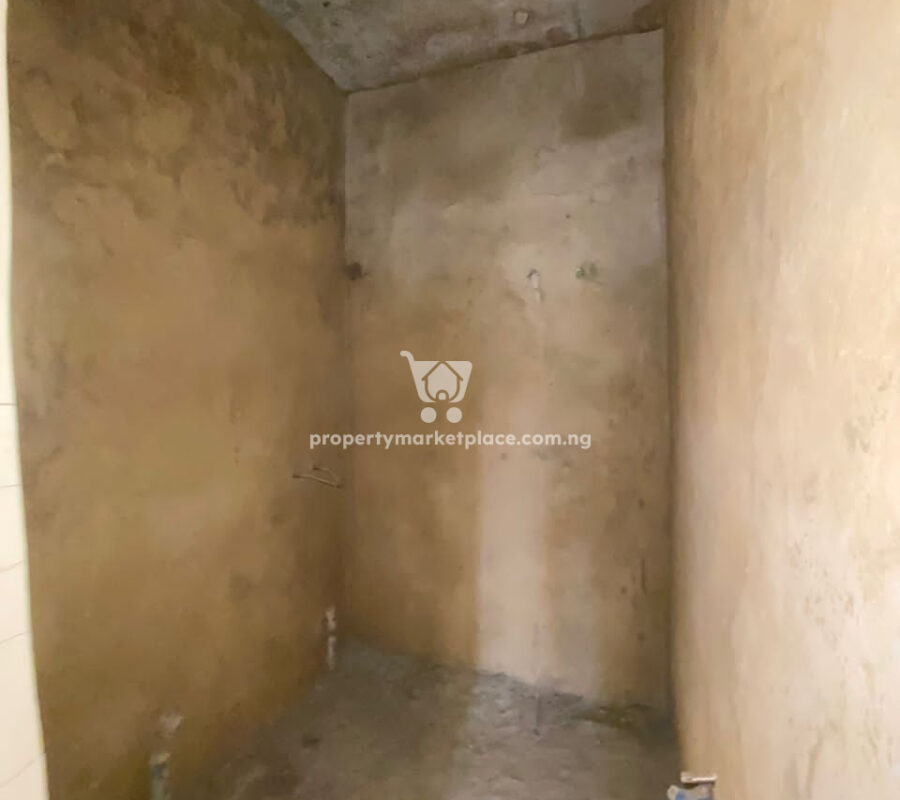 Massive 3 bedroom flat with Bq in a nice estate