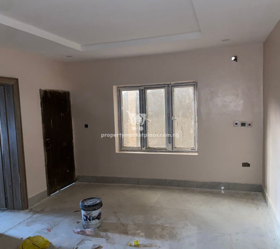 Luxurious 3 bedroom flat