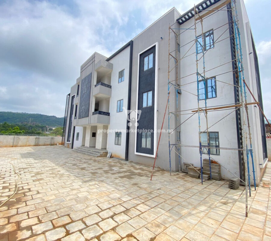 6 units of tastefully finished 3 bedroom flats