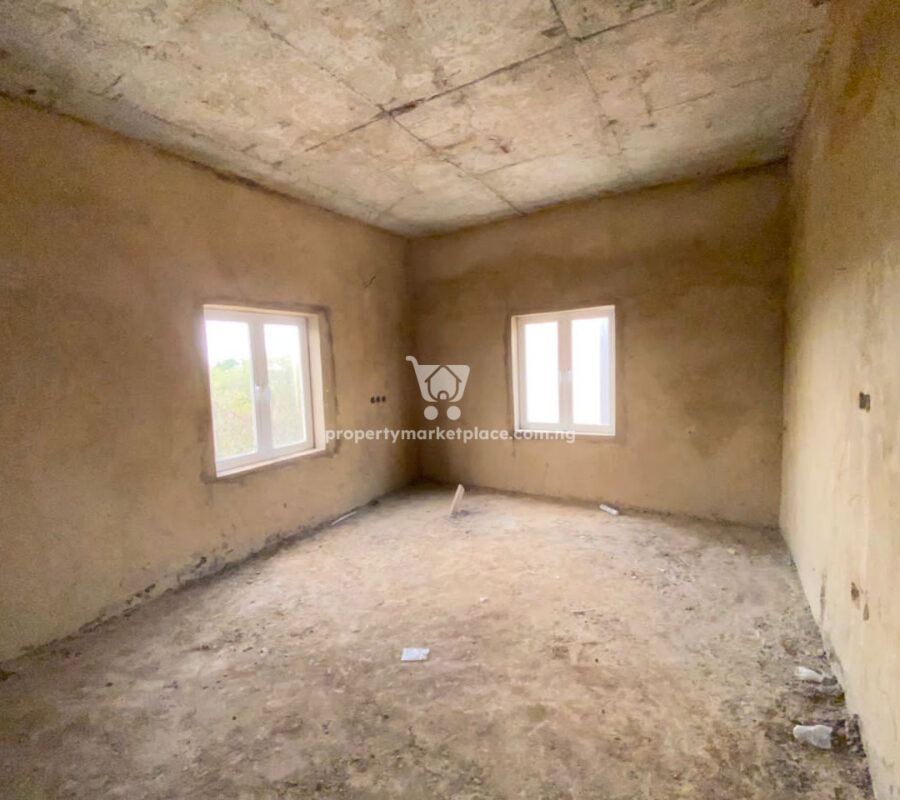 Massive 3 bedroom flat with Bq in a nice estate