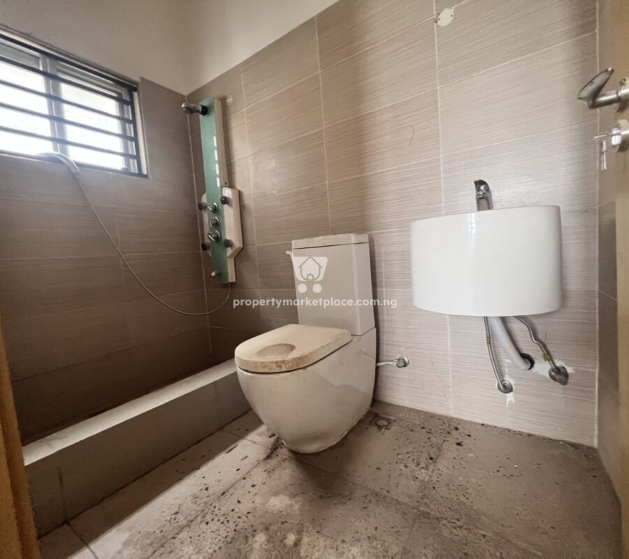 12 units of 2 bedroom flats in a nice estate