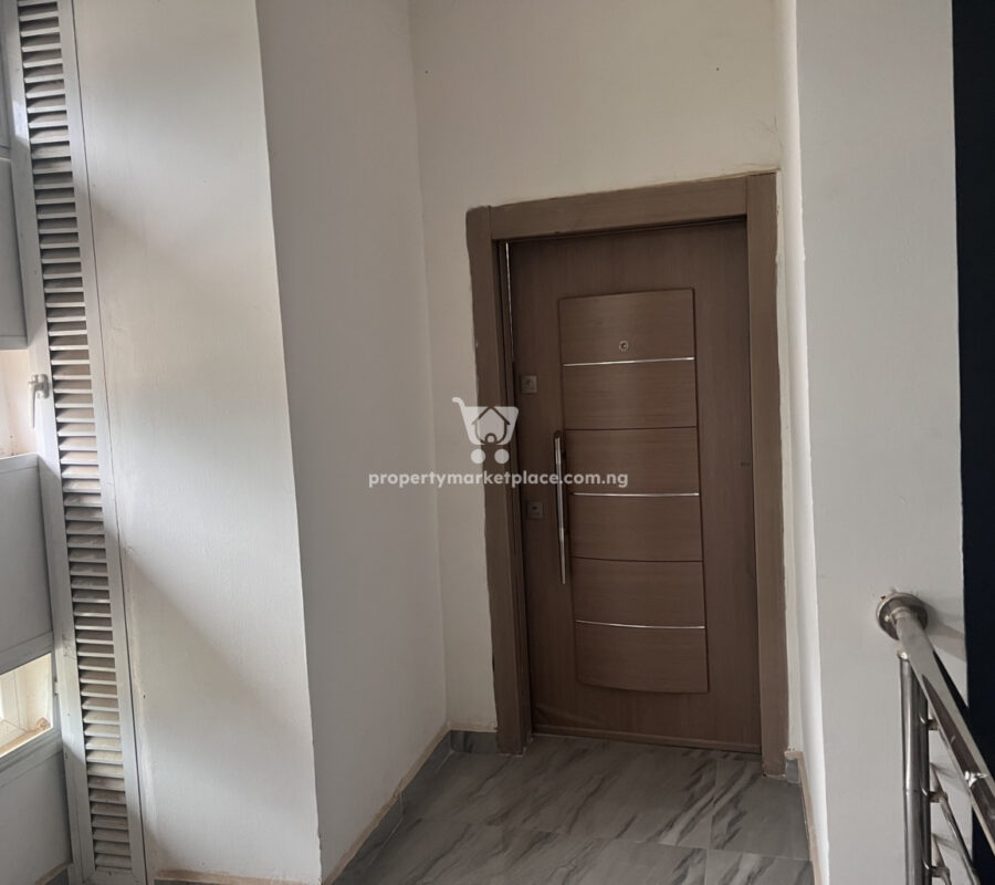 Luxurious 3 bedroom flat with Bq