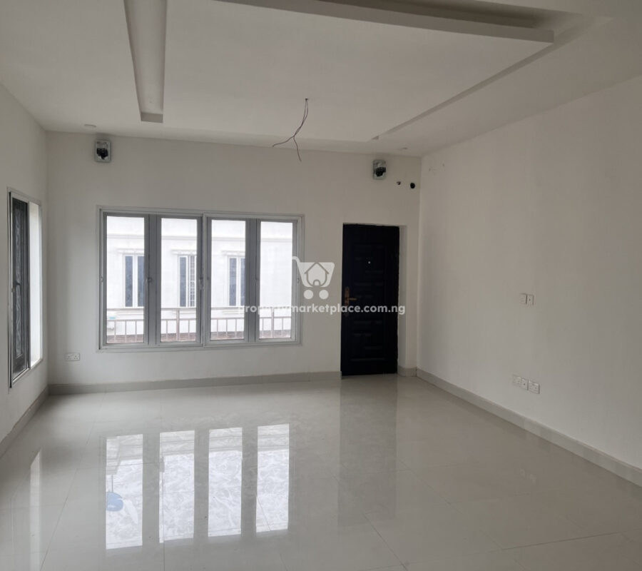 Luxurious 3 bedroom flat with Bq