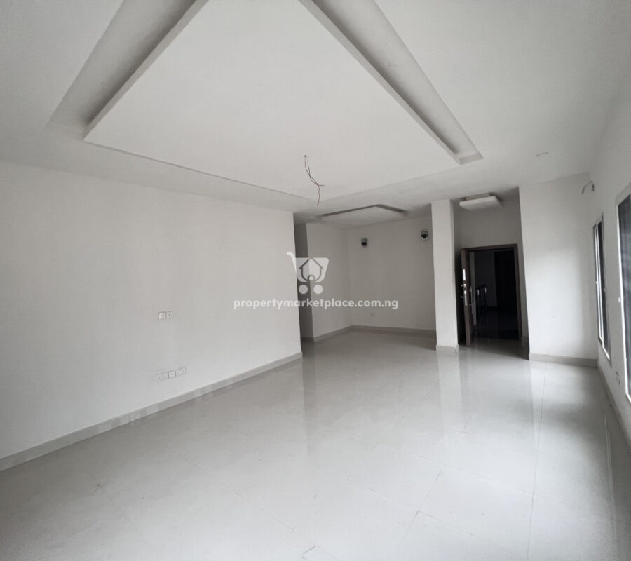 Luxurious 3 bedroom flat with Bq