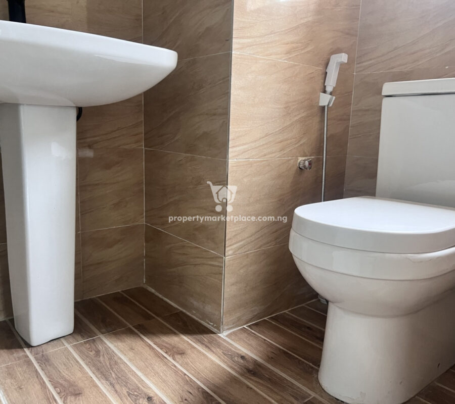 Luxurious 3 bedroom flat with Bq