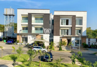 Smart 4 bedroom terrace duplex with a 1 room boys quarters