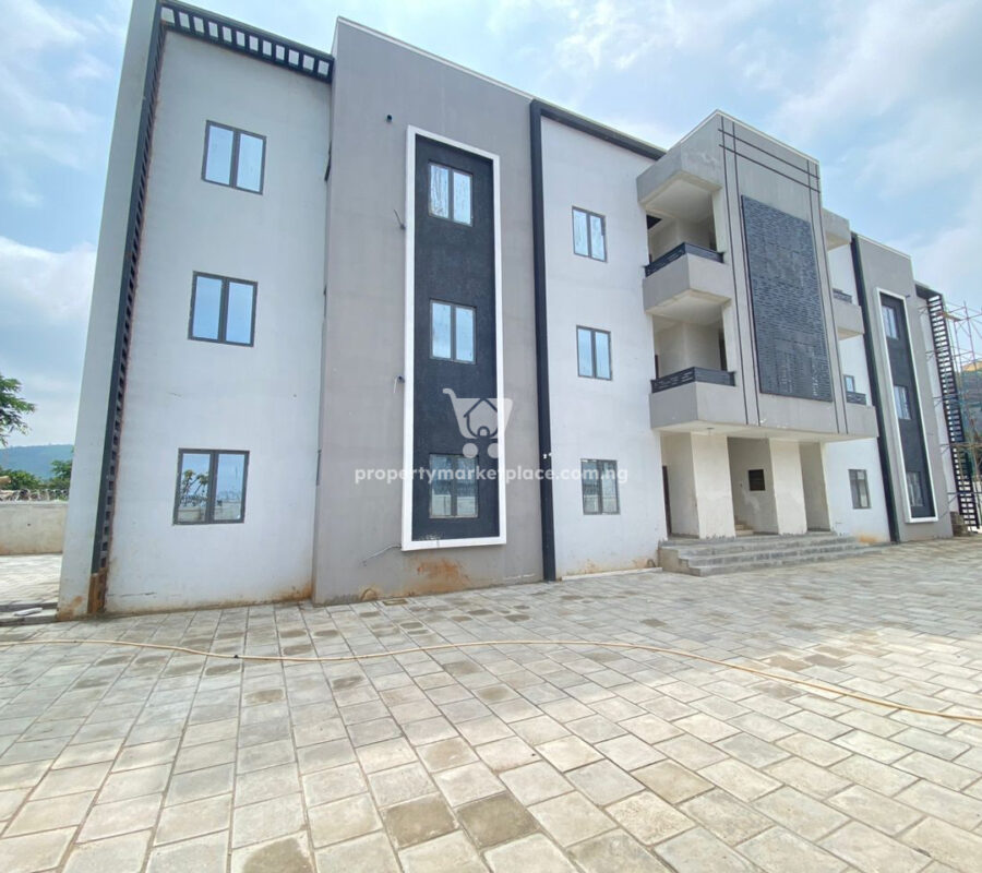 6 units of tastefully finished 3 bedroom flats