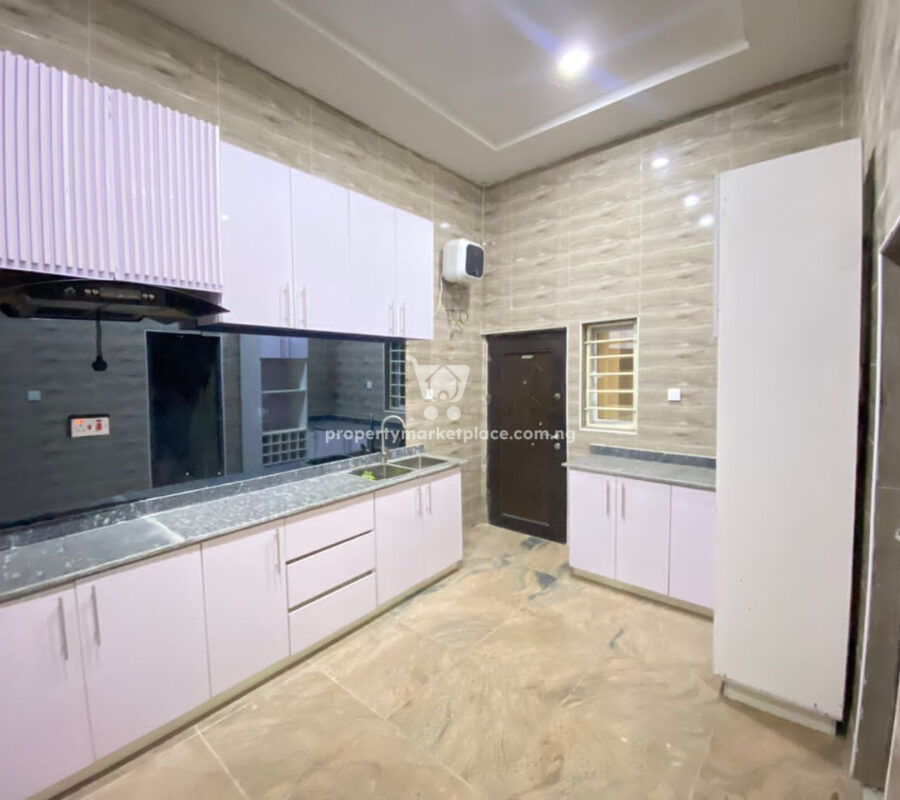 Classy 4 bedroom terrace duplex with Bq in an estate