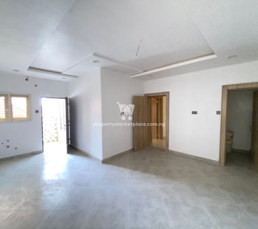 Tastefully 3 bedroom flat in a nice and serene area