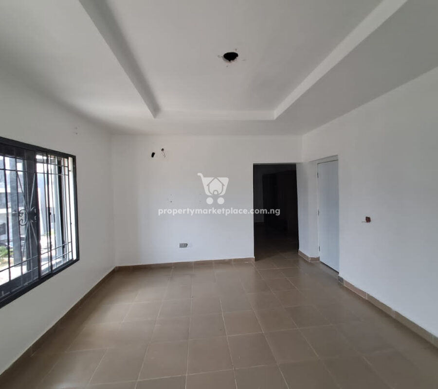 Luxurious 4 bedroom terrace duplex in a nice and secured estate