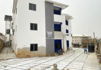 Luxurious 3 bedroom flat with modern finishing and good access roads