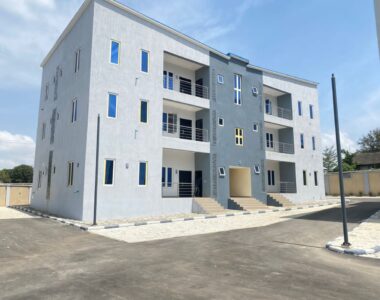 Luxurious 2 bedroom flat in a nice area