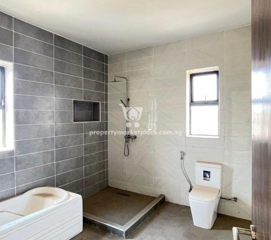 6 bedroom detached duplex with a guest room and Bq