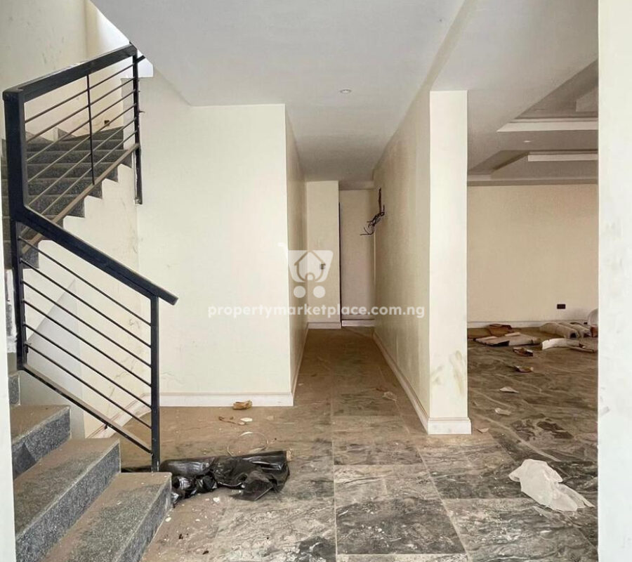 6 bedroom detached duplex with a guest room and Bq