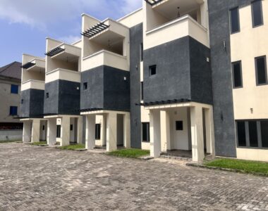 Elegant 3 bedroom terrace duplex + Bq in a nice area