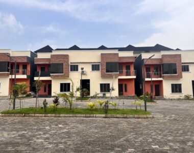 Luxurious 4 bedroom terrace duplex in a nice area