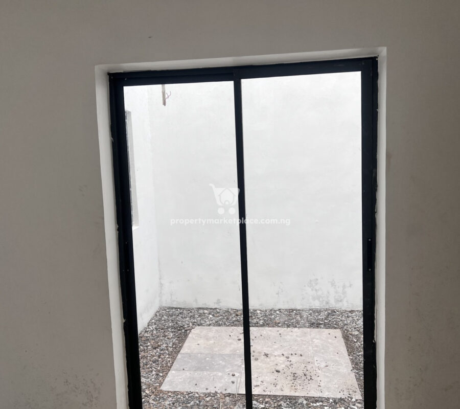 Luxury 4 bedroom terrace duplex with Bq (shell level)