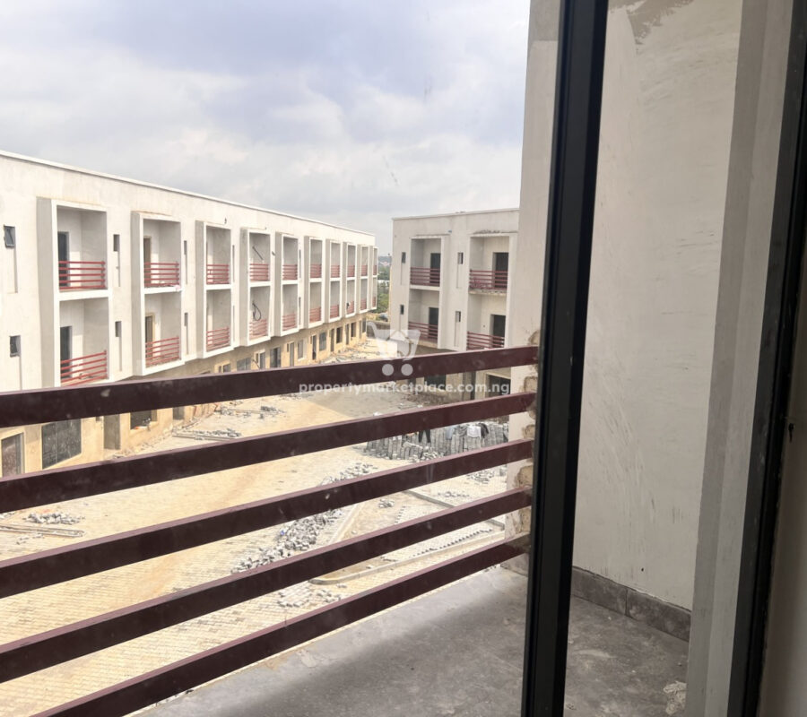 Luxury 4 bedroom terrace duplex with Bq (shell level)