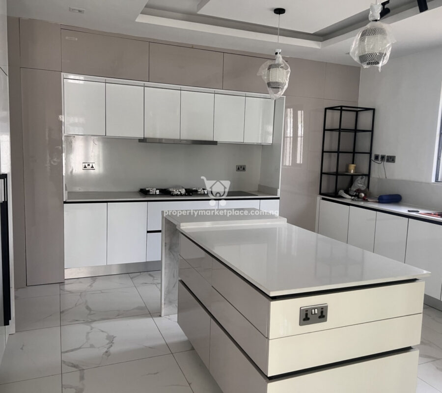 Automated 5 bedroom detached duplex with Bq in a classy area
