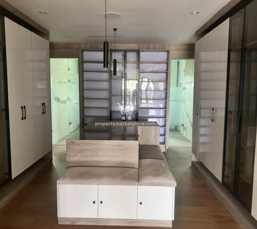 Automated 5 bedroom detached duplex with Bq in a classy area