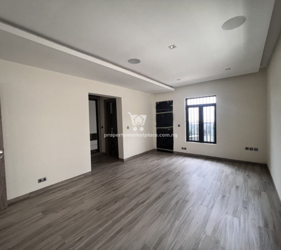 Automated 5 bedroom detached duplex with Bq in a classy area
