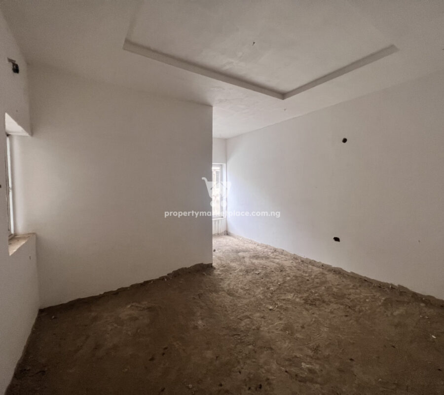 Luxurious 4 bedroom terrace duplex with a room Bq