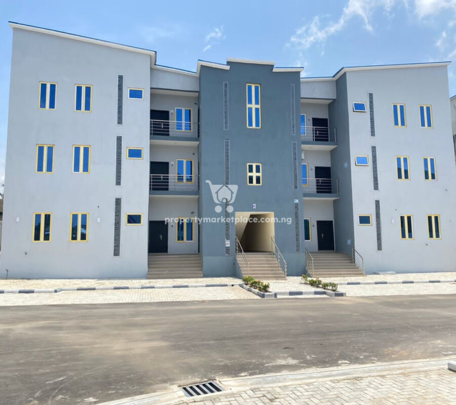 Tastefully finished 3 bedroom flat in a nice area