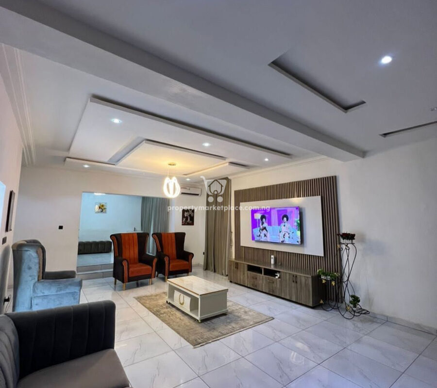 Furnished 6 bedroom detached duplex with a room in an estate