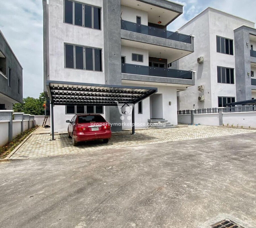 Fantastic 5 bedroom detached duplex with elevator, basement & Bq