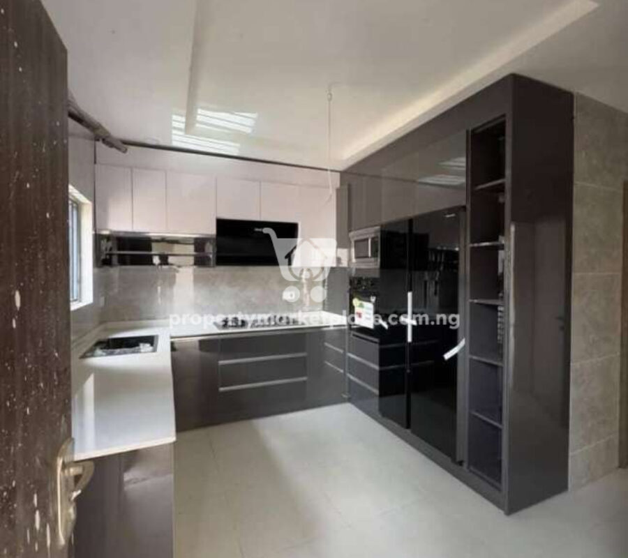 Superbly finished 4 bedroom terrace duplex with Bq