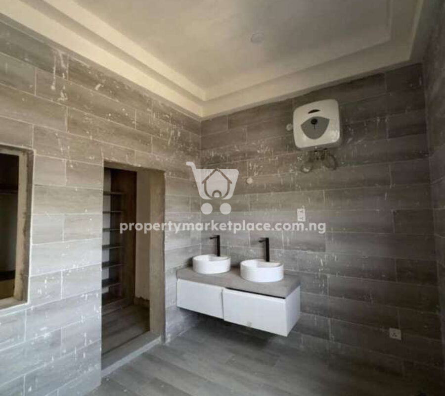 Superbly finished 4 bedroom terrace duplex with Bq