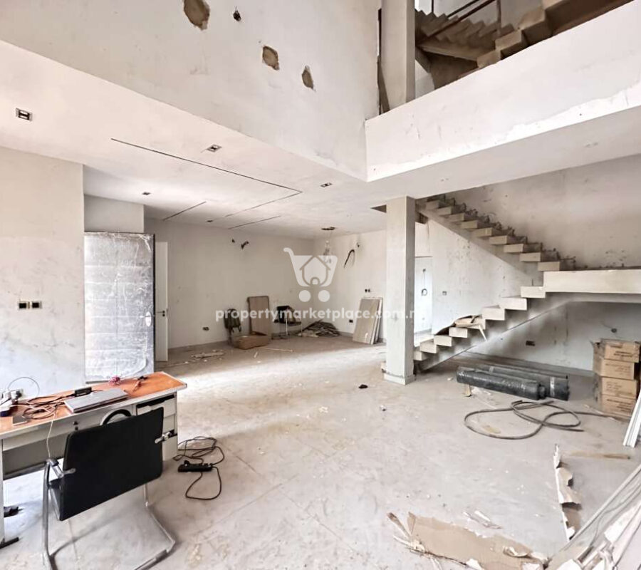 Superbly built 4 bedroom terrace duplex with Bq