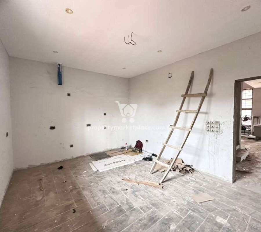 Superbly built 4 bedroom terrace duplex with Bq