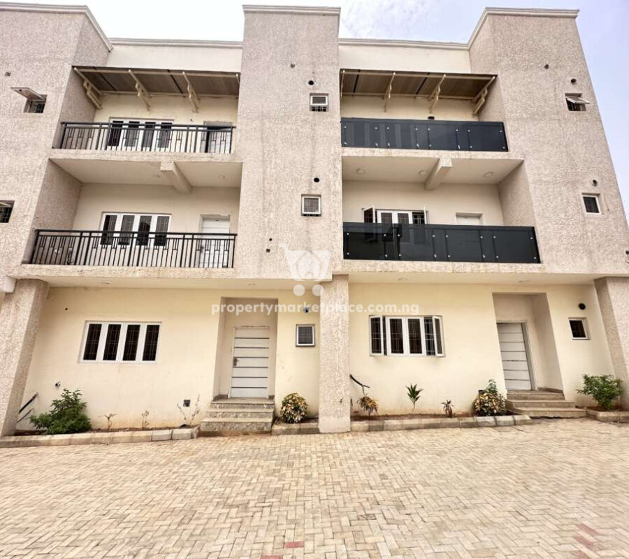 Nicely finished 4 bedroom terrace duplex with Bq